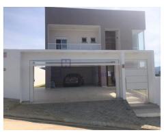 Casa no Condomínio Recanto Jaguari em Vargem - SP