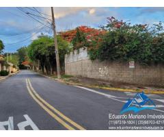 Chácara com 4 dormitórios no Recanto Amapola em Bragança Paulista SP