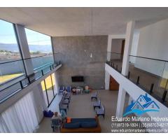 V E N D O  Magnífica propriedade com 7 suítes no condomínio Recanto Jaguari em Vargem - SP