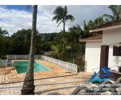 Chácara com 2.000m² em Atibaia SP