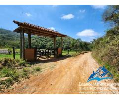 Sitio com 22 alqueires no bairro do Peão em Piracaia SP