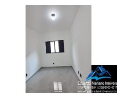 Casa em condomínio no bairro Recanto do Sol em Extrema MG