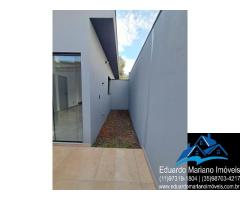 Casa em condomínio no bairro Recanto do Sol em Extrema MG