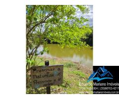 Chalé no Camping El Sombrero em Vargem SP