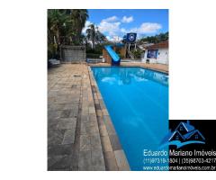 Chalé no Camping El Sombrero em Vargem SP