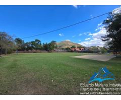 Chalé no Camping El Sombrero em Vargem SP