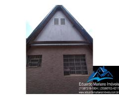 Chalé no Camping El Sombrero em Vargem SP