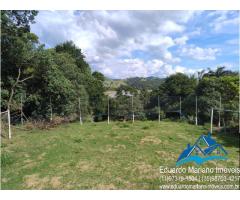 Chácara com 5.800m² no Guaraiuva em Vargem SP