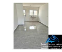 Sobrado no Condomínio Parque das Cerejeiras em Bragança Paulista SP