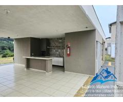 Sobrado no Condomínio Parque das Cerejeiras em Bragança Paulista SP