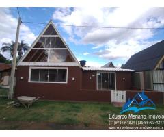 Chalé no Camping El Sombrero em Vargem SP