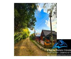 Chalé no Camping El Sombrero em Vargem SP