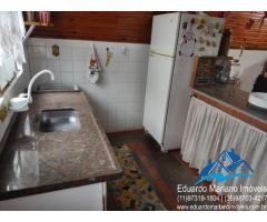 Chalé no Camping El Sombrero em Vargem SP