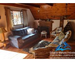 Chalé no Camping El Sombrero em Vargem SP