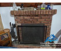 Chalé no Camping El Sombrero em Vargem SP