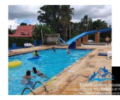 Chalé no Camping El Sombrero em Vargem SP