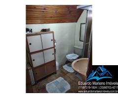 Chalé no Camping El Sombrero em Vargem SP