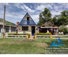 Chalé no Camping El Sombrero em Vargem SP