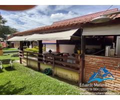 Chalé no Camping El Sombrero em Vargem SP