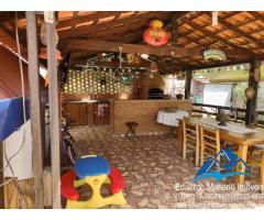 Chalé no Camping El Sombrero em Vargem SP