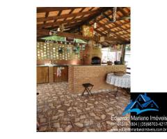 Chalé no Camping El Sombrero em Vargem SP