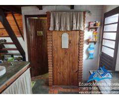 Chalé no Camping El Sombrero em Vargem SP