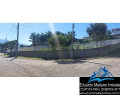 Casa térrea no condomínio Riviera dos Pássaros em Joanópolis SP