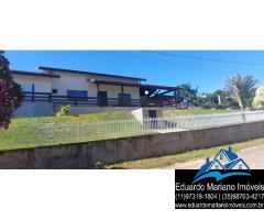 Casa térrea no condomínio Riviera dos Pássaros em Joanópolis SP