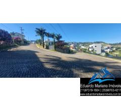 Casa térrea no condomínio Riviera dos Pássaros em Joanópolis SP