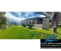 Casa térrea no condomínio Riviera dos Pássaros em Joanópolis SP