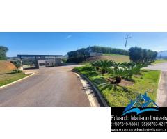 Casa térrea no condomínio Riviera dos Pássaros em Joanópolis SP