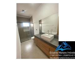 Casa térrea no condomínio Euroville 2 em Bragança Paulista SP