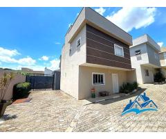 Casa em Village no Jardim do Lago em Atibaia SP