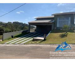 Casa no Condomínio Flamboyant em Bragança Paulista SP