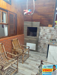 Chalé no Camping El Sombrero em Vargem SP