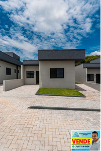 Casa térrea no condomínio Flores da Usina em Atibaia SP