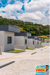 Casa térrea no condomínio Flores da Usina em Atibaia SP